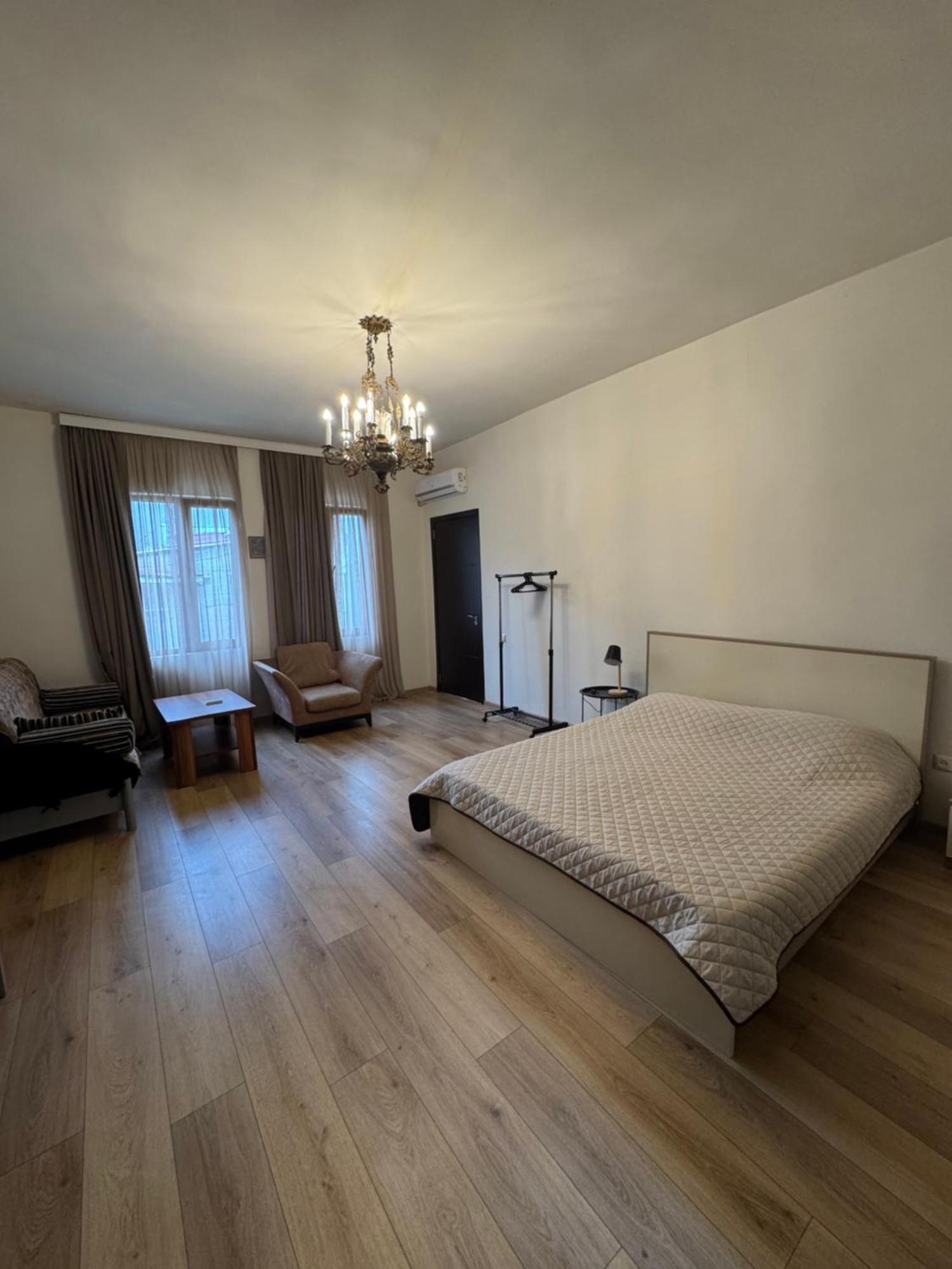 Apartment In The City Center - Old Batumi Exterior photo